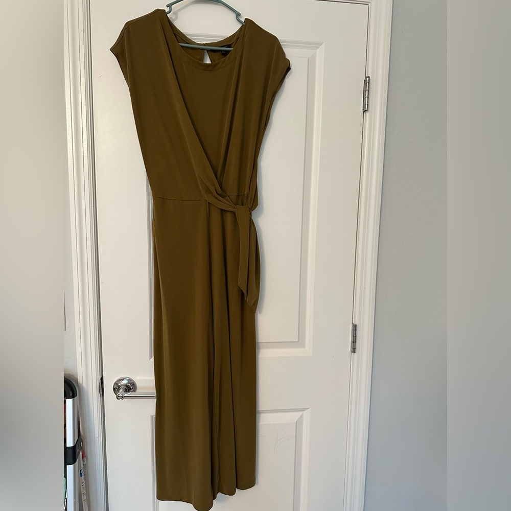 Banana Republic Jumpsuit with Pockets